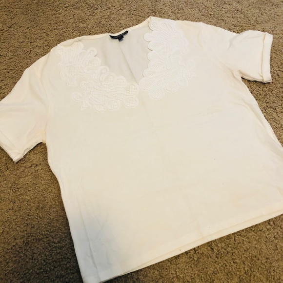 TOPSHOP Latice Detail Basic Crop T - Picture 2 of 2